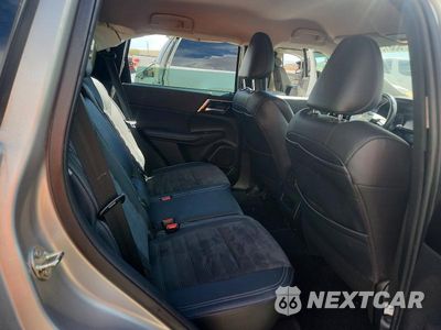 Zdjęcie 10 z 12 samochodu: 2023 MITSUBISHI OUTLANDER SE VIN:JA4J4UA86PZ039387 - miniatura