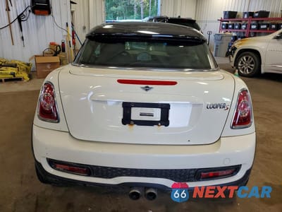 Zdjęcie 6 z 13 samochodu: 2013 MINI COOPER COUPE S VIN:WMWSX3C56DT772548 - miniatura