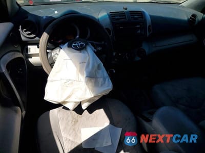 Zdjęcie 8 z 14 samochodu: 2012 TOYOTA RAV4 BASE VIN:2T3ZF4DV3CW126419 - miniatura