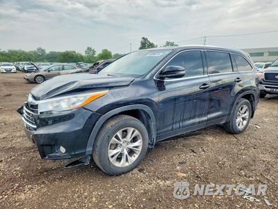 2015 TOYOTA HIGHLANDER XLE 5TDJKRFH4FS110720 - główne zdjęcie licytacji z USA - miniatura