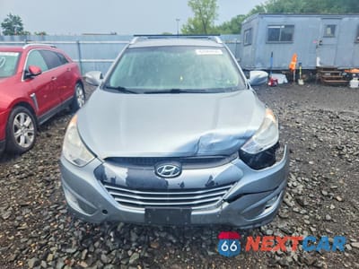 Piąte zdjęcie samochodu w środku: 2013 HYUNDAI TUCSON GLS VIN:KM8JU3AC5DU723386 - miniatura