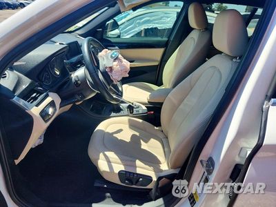 Zdjęcie 7 z 13 samochodu: 2018 BMW X1 XDRIVE28I VIN:WBXHT3C3XJ5K22893 - miniatura
