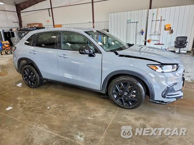 Czwarte zdjęcie samochodu z boku: 2024 HONDA HR-V SPORT VIN:3CZRZ2H54RM742544 - miniatura