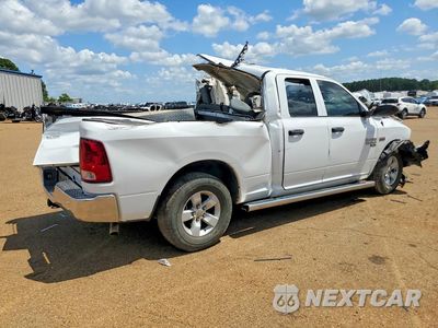 Trzecie zdjęcie samochodu z tyłu: 2019 RAM 1500 CLASSIC TRADESMAN VIN:1C6RR6FT2KS723123 - miniatura