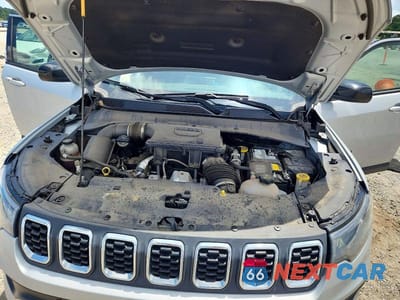 Zdjęcie 12 z 13 samochodu: 2025 JEEP COMPASS LATITUDE VIN:3C4NJDBN0ST503665 - miniatura