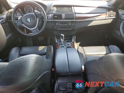 Zdjęcie 8 z 13 samochodu: 2011 BMW X6 XDRIVE50I VIN:5UXFG8C52BLZ95487 - miniatura