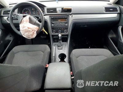 Zdjęcie 8 z 12 samochodu: 2014 VOLKSWAGEN PASSAT S VIN:1VWAT7A37EC093227 - miniatura
