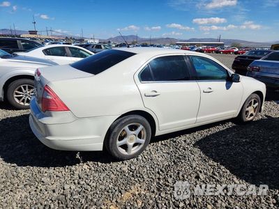 Trzecie zdjęcie samochodu z tyłu: 2010 FORD FUSION SE VIN:3FAHP0HA2AR411113 - miniatura