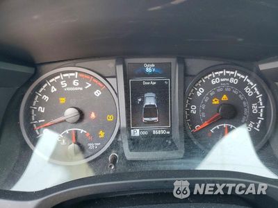 Zdjęcie 9 z 12 samochodu: 2023 TOYOTA TACOMA SR V6 VIN:3TMCZ5AN2PM648991 - miniatura