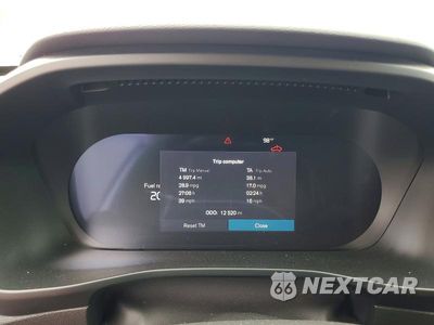 Zdjęcie 9 z 13 samochodu: 2026 VOLVO XC40 PLUS VIN:YV4L12UC7T2788145 - miniatura