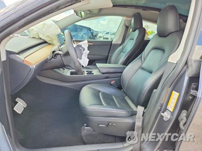 Zdjęcie 7 z 13 samochodu: 2023 TESLA MODEL Y VIN:7SAYGDEF6PF766381 - miniatura