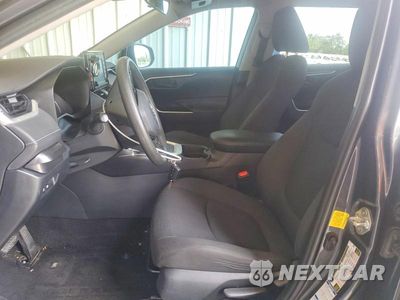 Zdjęcie 7 z 13 samochodu: 2019 TOYOTA RAV4 LE VIN:2T3G1RFV6KW062424 - miniatura