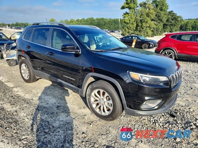 Czwarte zdjęcie samochodu z boku: 2019 JEEP CHEROKEE LATITUDE VIN:1C4PJMCB5KD244920 - miniatura