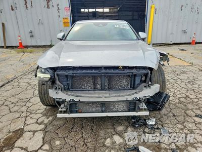 Piąte zdjęcie samochodu w środku: 2018 VOLVO S90 T5 MOMENTUM VIN:LVY102MK4JP053586 - miniatura