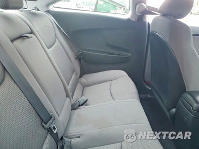 Zdjęcie 10 z 12 samochodu: 2013 HYUNDAI ELANTRA COUPE GS VIN:KMHDH6AE1DU007153 - miniatura