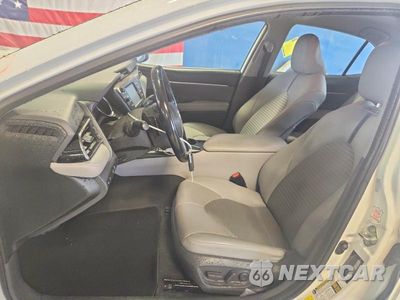 Zdjęcie 7 z 12 samochodu: 2020 TOYOTA CAMRY SE VIN:4T1G11AK0LU917322 - miniatura