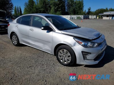 Czwarte zdjęcie samochodu z boku: 2018 KIA RIO S VIN:3KPA24AB1JE068144 - miniatura