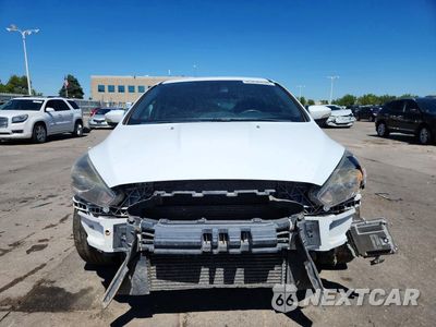 Piąte zdjęcie samochodu w środku: 2016 FORD FOCUS RS VIN:WF0DP3TH5G4115497 - miniatura