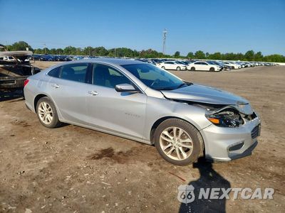 Czwarte zdjęcie samochodu z boku: 2017 CHEVROLET MALIBU LT VIN:1G1ZE5ST2HF211683 - miniatura
