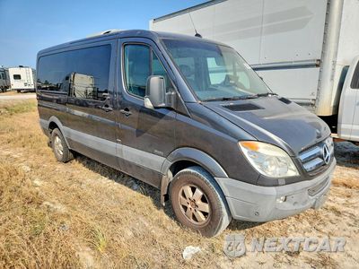 Czwarte zdjęcie samochodu z boku: 2011 MERCEDES-BENZ SPRINTER VIN:WDZPE7CC3B5571311 - miniatura