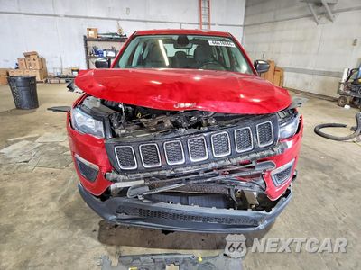 Piąte zdjęcie samochodu w środku: 2019 JEEP COMPASS SPORT VIN:3C4NJDAB3KT818631 - miniatura
