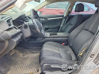 Zdjęcie 7 z 13 samochodu: 2018 HONDA CIVIC EX VIN:JHMFC1F36JX006546 - miniatura