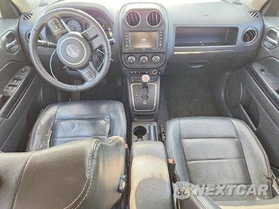 Zdjęcie 8 z 12 samochodu: 2017 JEEP PATRIOT LATITUDE VIN:1C4NJPFA1HD202099 - miniatura