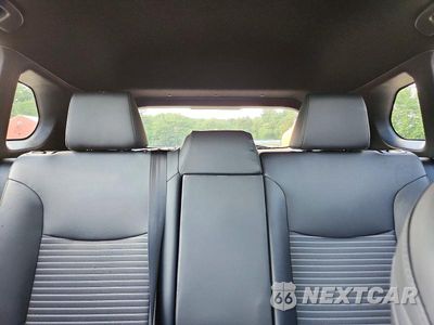 Zdjęcie 10 z 13 samochodu: 2026 TOYOTA COROLLA CROSS HYBRID XSE VIN:7MUFBABG2TV108552 - miniatura