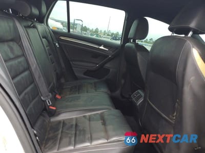 Zdjęcie 10 z 12 samochodu: 2016 VOLKSWAGEN GOLF R VIN:WVWUF7AU0GW239050 - miniatura