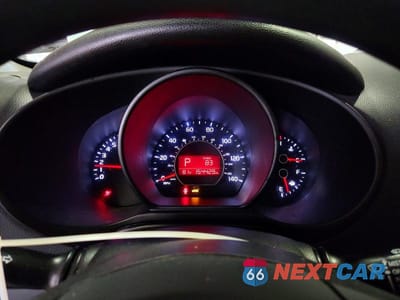 Zdjęcie 9 z 12 samochodu: 2016 KIA SOUL BASE VIN:KNDJN2A23G7369101 - miniatura