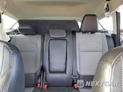 Zdjęcie 10 z 13 samochodu: 2017 FORD ESCAPE TITANIUM VIN:1FMCU0JD0HUC13307 - miniatura