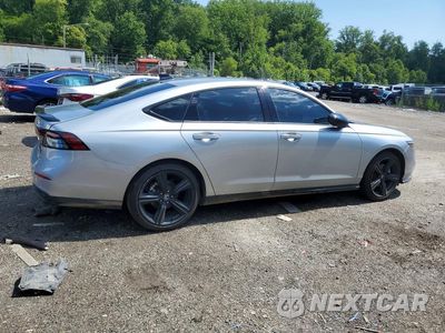 Trzecie zdjęcie samochodu z tyłu: 2026 HONDA ACCORD HYBRID SPORT-L VIN:1HGCY2F76TA016614 - miniatura