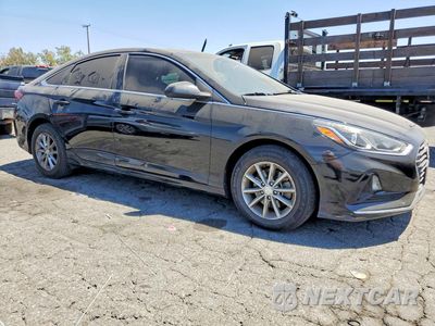 Czwarte zdjęcie samochodu z boku: 2018 HYUNDAI SONATA ECO VIN:5NPE24AA9JH691550 - miniatura