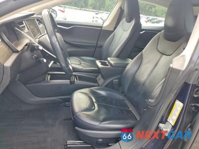 Zdjęcie 7 z 13 samochodu: 2015 TESLA MODEL S 60 VIN:5YJSA1S11FF080744 - miniatura