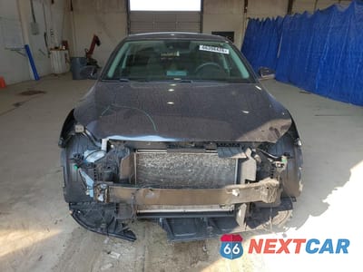 Piąte zdjęcie samochodu w środku: 2019 KIA FORTE LXS VIN:3KPF24AD1KE086801 - miniatura