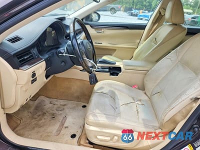 Zdjęcie 7 z 12 samochodu: 2013 LEXUS ES 350 VIN:JTHBK1GG5D2042605 - miniatura