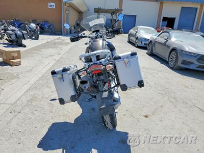 Czwarte zdjęcie samochodu z boku: 2011 BMW R1200 GS VIN:WB1046001BZX51854 - miniatura