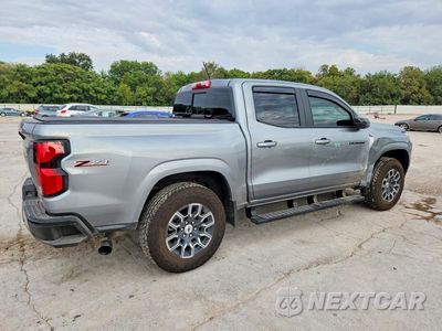Trzecie zdjęcie samochodu z tyłu: 2026 CHEVROLET COLORADO Z71 VIN:1GCPTDEK7T1221925 - miniatura