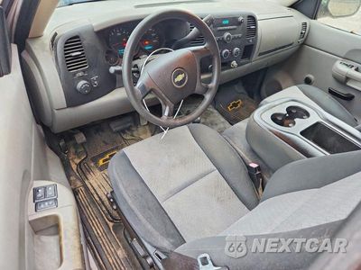 Zdjęcie 8 z 12 samochodu: 2007 CHEVROLET SILVERADO K1500 VIN:1GCEK14C47Z526471 - miniatura