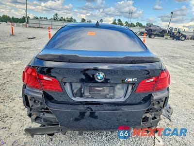 Zdjęcie 6 z 12 samochodu: 2016 BMW M5 VIN:WBSFV9C5XGG343609 - miniatura