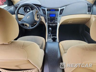 Zdjęcie 8 z 12 samochodu: 2012 HYUNDAI SONATA GLS VIN:5NPEB4AC6CH382221 - miniatura