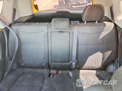 Zdjęcie 10 z 14 samochodu: 2016 KIA SOUL + VIN:KNDJP3A57G7259758 - miniatura