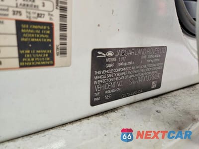 Zdjęcie 12 z 12 samochodu: 2018 JAGUAR XE VIN:SAJAR4FX1JCP34590 - miniatura