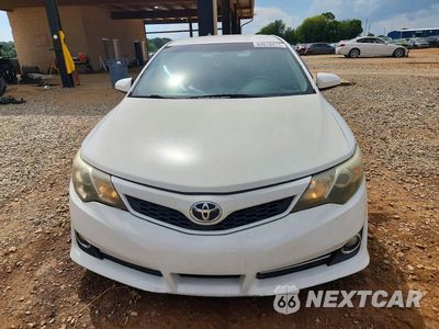 Piąte zdjęcie samochodu w środku: 2013 TOYOTA CAMRY SE VIN:4T1BF1FK7DU261531 - miniatura