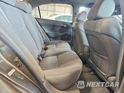 Zdjęcie 10 z 13 samochodu: 2006 HONDA CIVIC LX VIN:1HGFA16516L023781 - miniatura