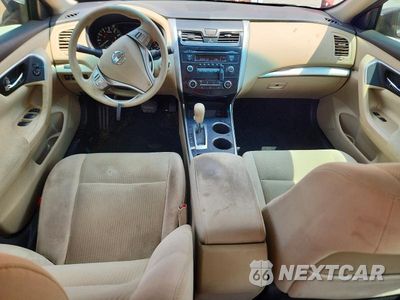 Zdjęcie 8 z 12 samochodu: 2015 NISSAN ALTIMA 2.5 S VIN:1N4AL3AP4FC179939 - miniatura