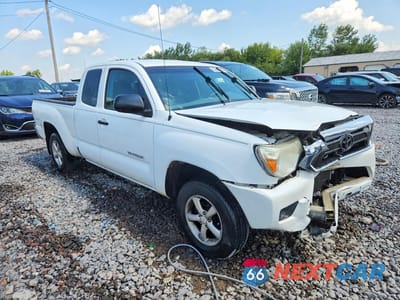 Czwarte zdjęcie samochodu z boku: 2014 TOYOTA TACOMA BASE VIN:5TFTX4CNXEX045808 - miniatura