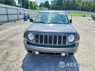 Piąte zdjęcie samochodu w środku: 2017 JEEP PATRIOT SPORT VIN:1C4NJPBB2HD202692 - miniatura