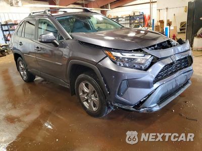 Czwarte zdjęcie samochodu z boku: 2024 TOYOTA RAV4 XLE VIN:2T3P1RFV7RC429066 - miniatura