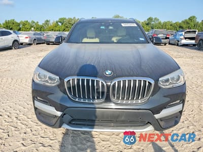 Piąte zdjęcie samochodu w środku: 2021 BMW X3 SDRIVE30I VIN:5UXTY3C09M9H29118 - miniatura